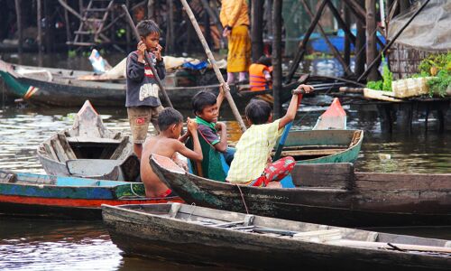 Tonle Sap Lake Children playin